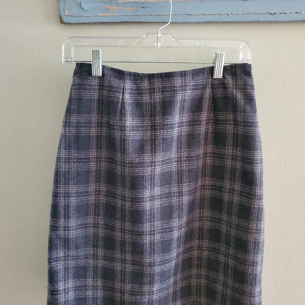 Old Navy plaid skirt, size 4